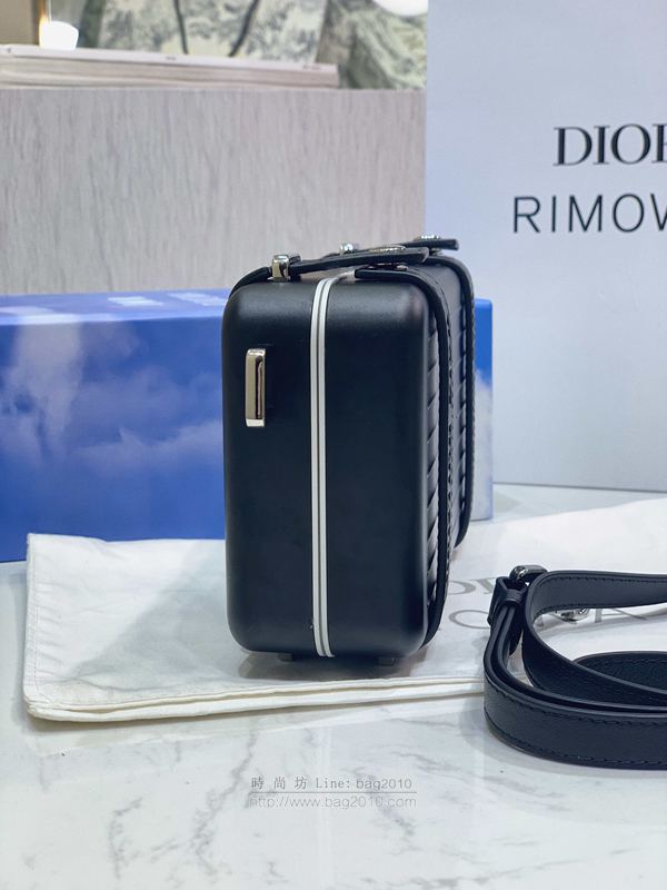 Dior包 迪奧 Dior X RIMOWA膠囊合作系列 磨砂質感的鋁制外殼 Dior高端小箱挎包  Dyd1440